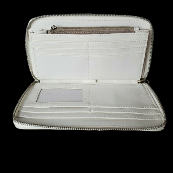 Steve Madden white bwebber satchel and wallet set - Picture 2 of 4